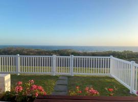 Uninterrupted sea views - and electricity backup!, Ferienhaus in Kleinmond