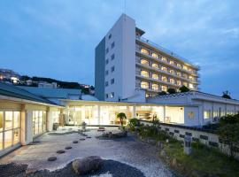 Shirahama Onsen Kisyu Hanto, hotel i nærheden af Shirahama Lufthavn - SHM, 
