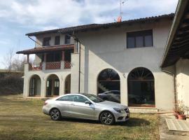 Remarkable 6 bedrooms Villa in Cerrione with land, ваканционна къща в Cerrione