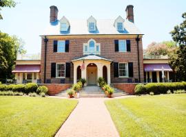 Hornsby House Inn, pet-friendly hotel in Yorktown