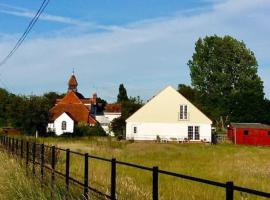 Wonderful rural dwelling- relax or explore Kent!，Kent的便宜飯店