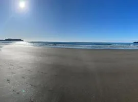 Waiheke Onetangi Close to Beach