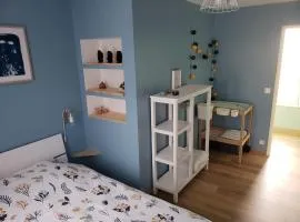 Maison chaleureuse entre mer et campagne
