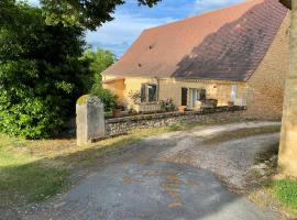Holidayhome for 6 persons at Ferme la Geneste, hotell med parkering i Coux-et-Bigaroque