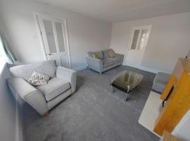 Cosy Brighouse 3 bed house-Great for contractors, hotel in Brighouse