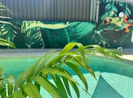 Nambour Heights Motel, ξενοδοχείο με πάρκινγκ σε Nambour