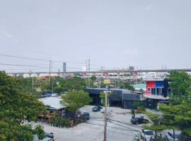 View Dee BKK Airport Residence、Ban Khlong Prawetのホテル