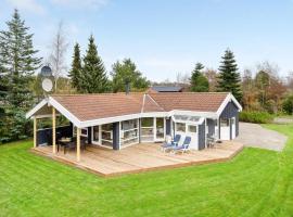 Holiday Home Rixa - 525m from the sea in Sealand by Interhome, hotel Slagelsében