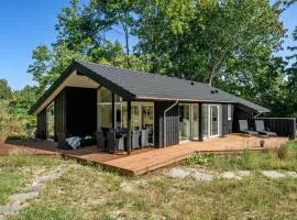 Holiday Home Thora - 800m from the sea by Interhome
