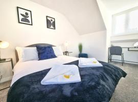 Stylish 3 Bedrooms & 2 Bathrooms House, Free Parking! – hotel w Cambridge