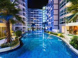 Grand Avenue Pattaya - Pool-view Suite, 55sqm, családi szálloda Pattaja belvárosában