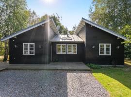 Holiday Home Amon - 670m from the sea in Lolland- Falster and Mon by Interhome, hotell i Gedser
