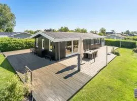 Holiday Home Pentti - 125m from the sea by Interhome