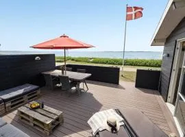 Holiday Home Akseline - 20m from the sea in Funen by Interhome