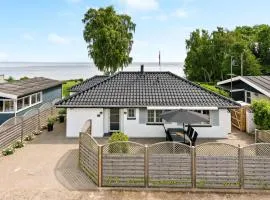 Holiday Home Erok - 100m from the sea in Funen by Interhome