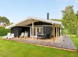 Holiday Home Aksa - 400m from the sea in Funen by Interhome