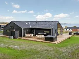 Holiday Home Gunborg - 400m from the sea by Interhome