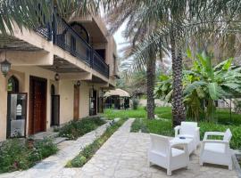 Date Palm Inn, cottage in Nizwa