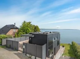 Holiday Home Herewardus - 10m to the inlet by Interhome