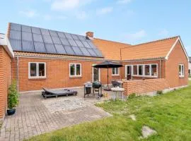 Holiday Home Sofi - 400m from the sea in NW Jutland by Interhome