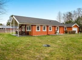 Holiday Home Goti - 1km to the inlet in NE Jutland by Interhome, hotel dengan parkir di Storvorde