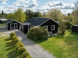 Holiday Home Akira - 500m to the inlet by Interhome