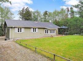 Holiday Home Gesina - 600m to the inlet in The Liim Fiord by Interhome, rental pantai di Løgstør