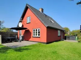 Holiday Home Indi - 400m from the sea in NW Jutland by Interhome