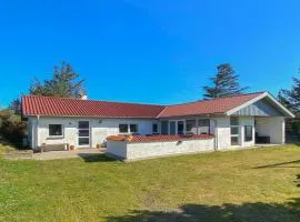 Holiday Home Justine - 600m from the sea by Interhome