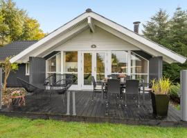 Holiday Home Aenne - 500m to the inlet in The Liim Fiord by Interhome, boende vid stranden i Løgstør