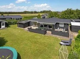 Holiday Home Edel - 650m from the sea by Interhome