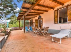 Holiday Home Arrighi by Interhome, hytte i Rio Marina