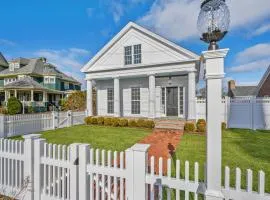 530 Route 28 Harwich Port Cape Cod - - The Pineapple House