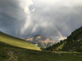 Alp Es-Cha Dadour、Madulainのバケーションレンタル