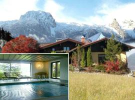 Villa Edelweiss - 3 to 6 Guests - private use of indoor pool, sauna and garden terrace, hotel spa di Abtenau