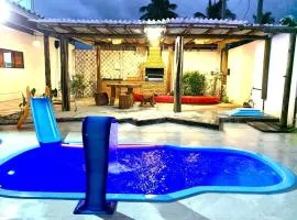 Casa Xiê com piscina, churrasqueira e jardim