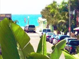 the Newport Family Peninsula Beach House, hotel para golfe em Newport Beach