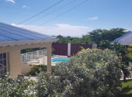 THE ISLAND PARADISE, hotel dicht bij: Baillif - BBR, 