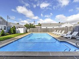 194 Captain Chase Road Dennis Port Cape Cod - - Beach Retreat I, hotel em Dennis Port