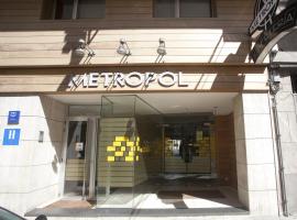 Hotel Metropol by Carris, hotel Lugóban