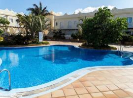 Casa Donn - El Sultán 63 - luxury 3 bed Villa with fast fibre internet, accessible hotel in Corralejo
