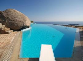 Nefeli Sea View Holiday House, vacation rental in Mikonos