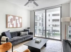 Downtown Fort Lauderdale 1BR w WD Pool Gym MIA-12