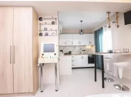 Arcade Game House-Luxury studio in Corfu Town