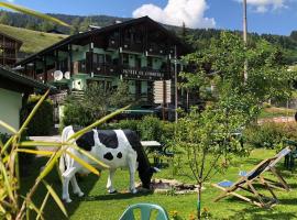 Hôtel Le Chinfrey: Les Gets şehrinde bir otel