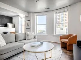 South Loop 2br nr L Grant Park CHI-803