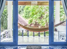 Archie Village โรงแรมในบ้านหินกอง