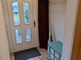 "Haus zwischen Nord- und Ostsee", ξενοδοχείο σε Budelsdorf