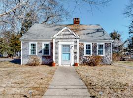 Sea Glass Cottage, hotel in Sandwich