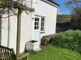 Rural Devon retreat in stunning Exe Valley.